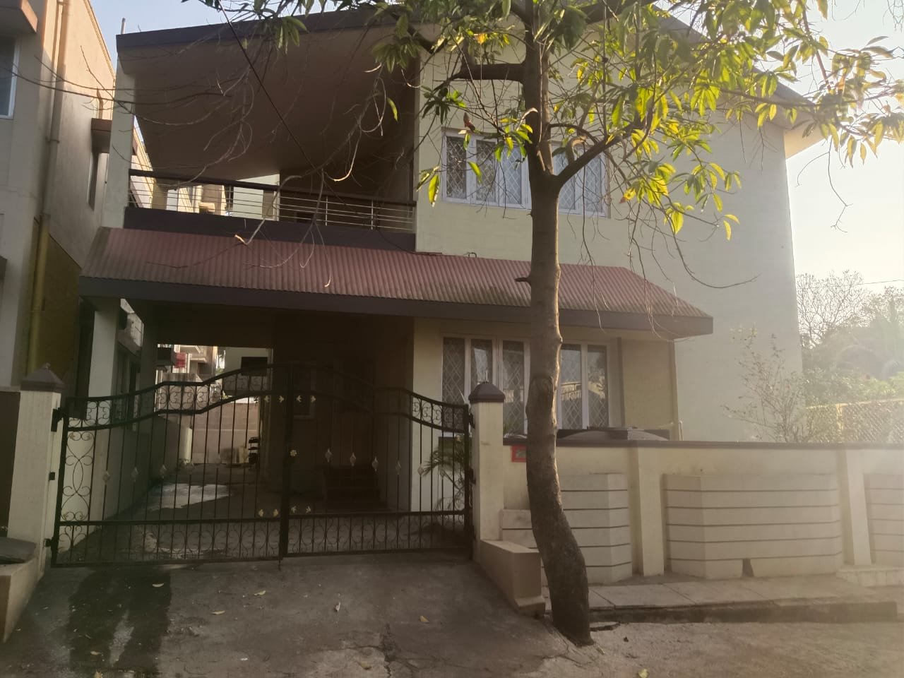 House for sale at Hanuman Nagar,2nd stage, 40x60 4 bhk