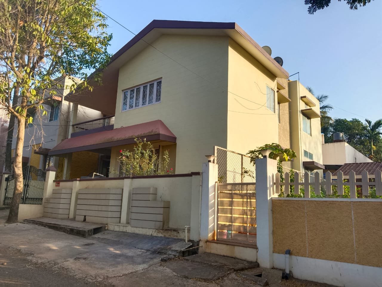 House for sale at Hanuman Nagar,2nd stage, 40x60 4 bhk