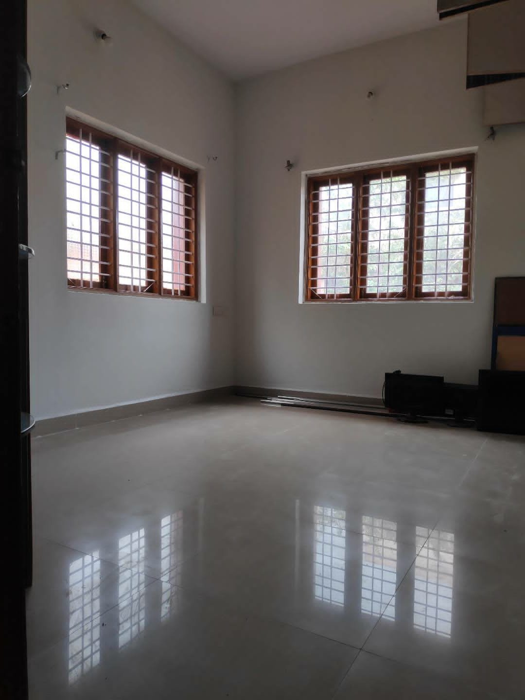 For Sale: Semi furnished 4bhk Duplex house located in Ramteerth Nagar last bus stop. 30x40