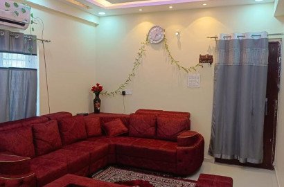 For Sale: 2 BHK Flat in Prime Location Azam Nagar