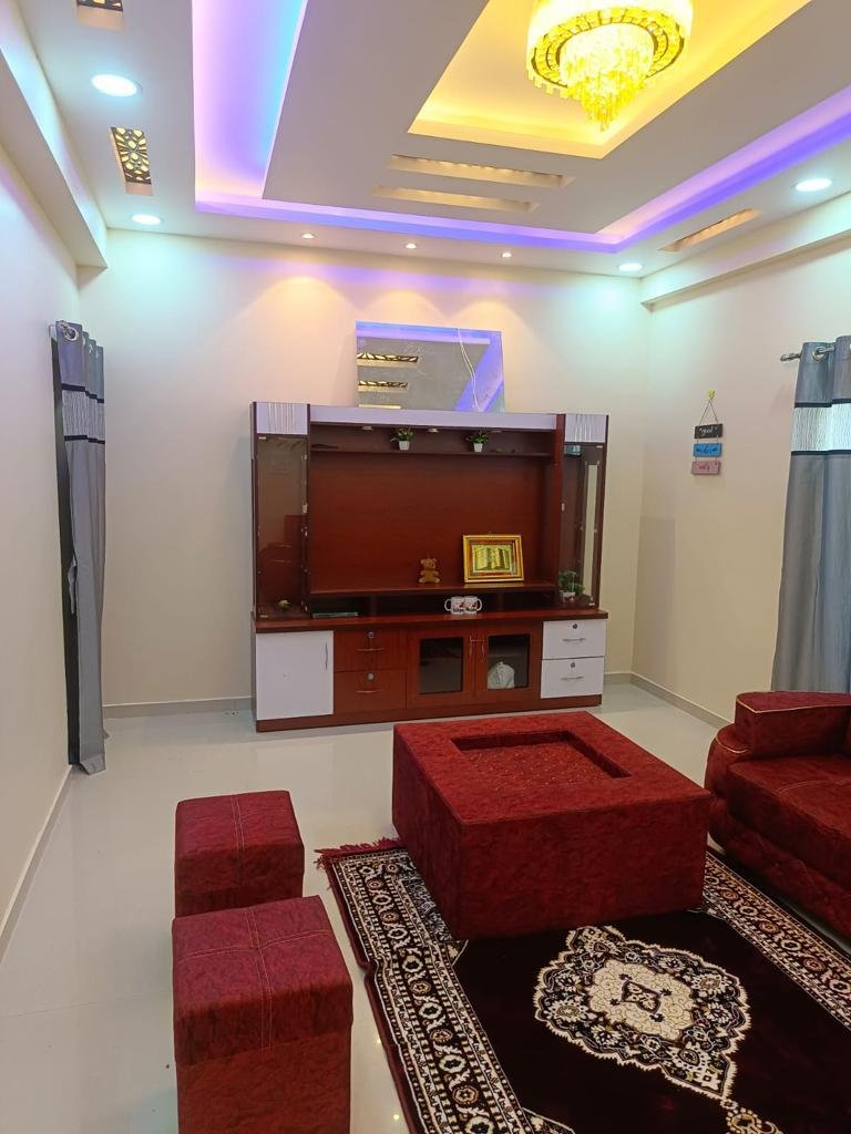 For Sale: 2 BHK Flat in Prime Location Azam Nagar