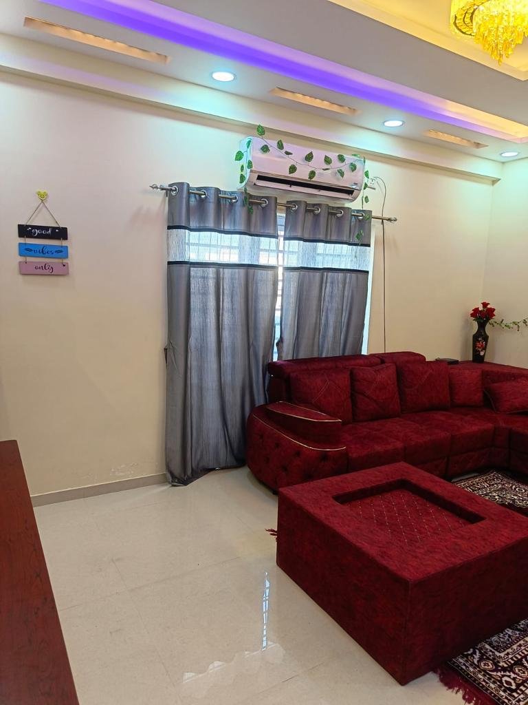 For Sale: 2 BHK Flat in Prime Location Azam Nagar