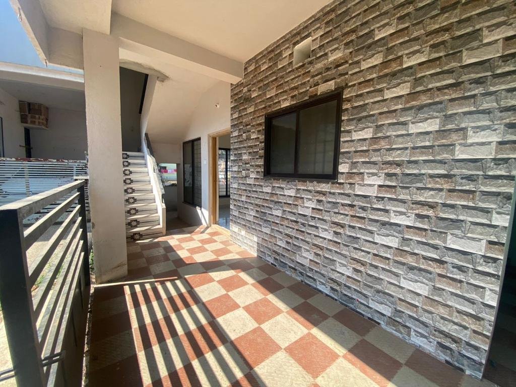 Well-Built and spacious 2 bhk house for sale in shahu nagar, belgaum. With 24 hr water supply and Gas Connection.