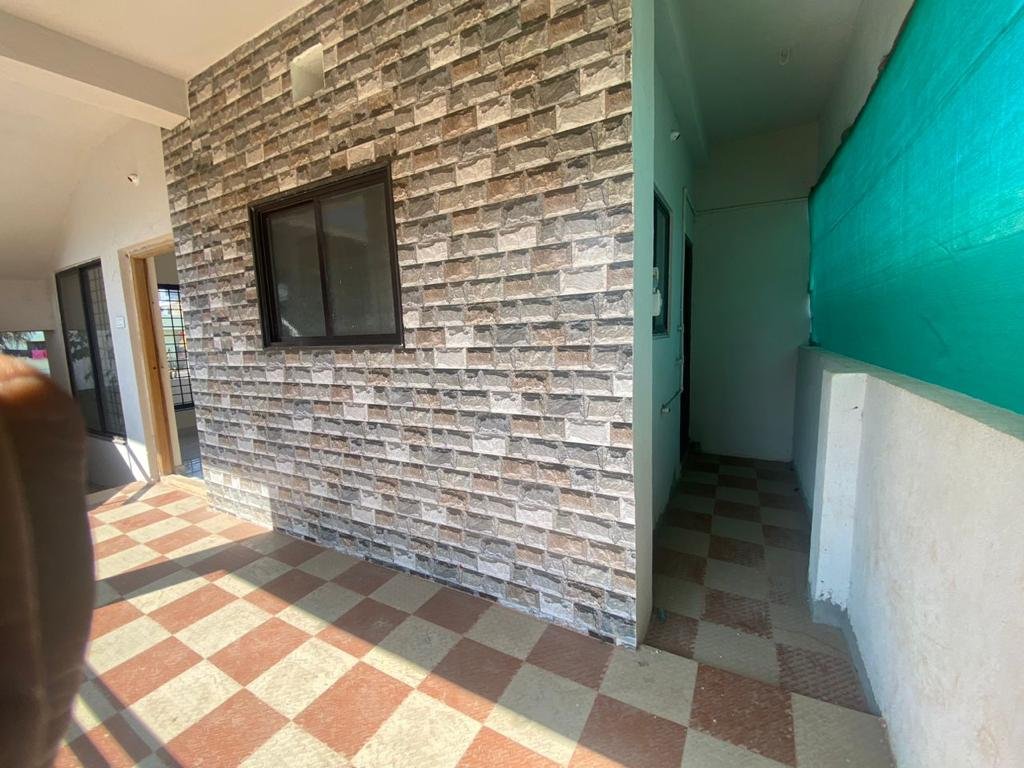 Well-Built and spacious 2 bhk house for sale in shahu nagar, belgaum. With 24 hr water supply and Gas Connection.