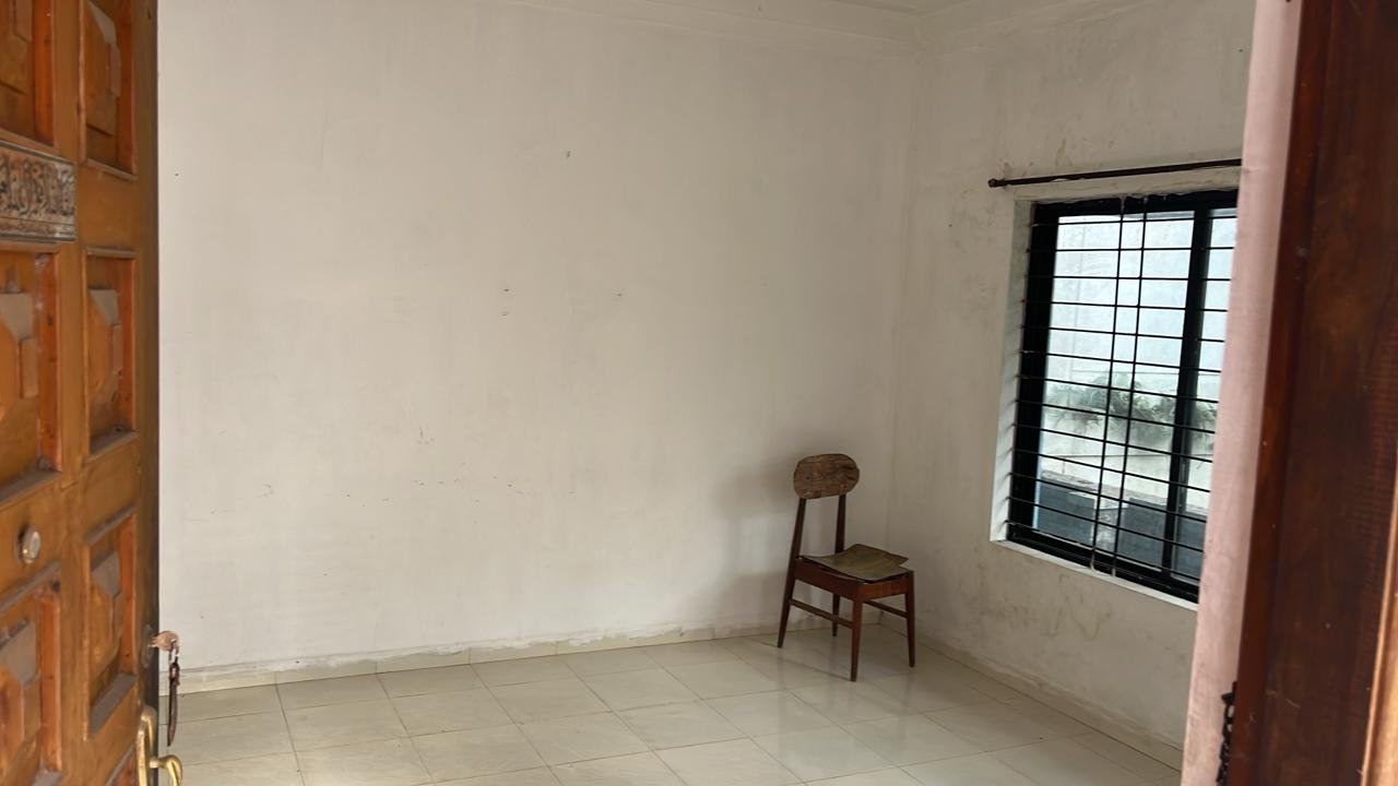 House for Sale at Sadashiv Nagar Belgaum 30x40 4 BHK